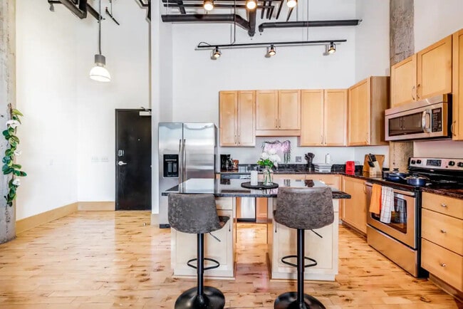 AdlerFrame Lofts