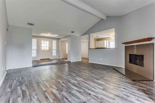 Photo - 209 W Schreiber St