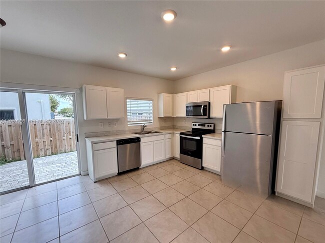 Photo - 235 NE 3rd Ave