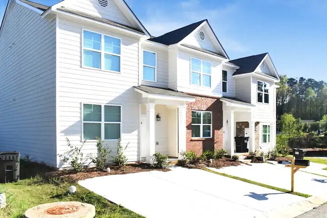 Photo - Room in Townhome on Laurel Ridge Cir