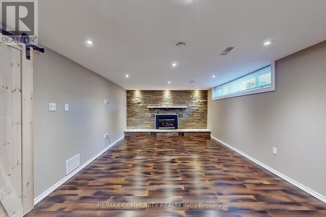 Photo - 143 Hiscock Blvd