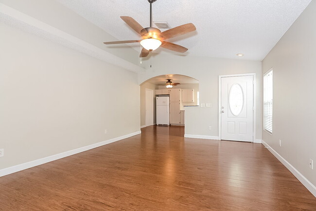 Photo - 1822 Coyote Pl