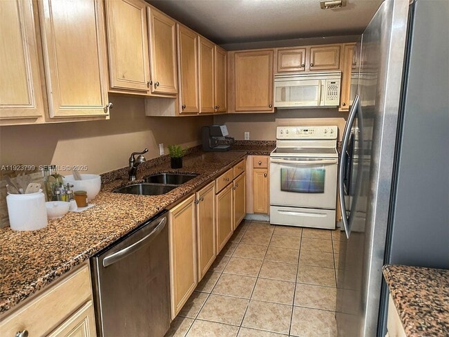 Photo - 5271 SW 8th St Unit 209