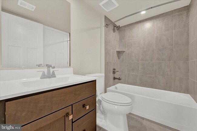 Photo - 7907 Olive Branch Ln