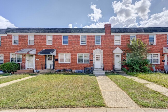 Building Photo - 787 Yale Ave Rental