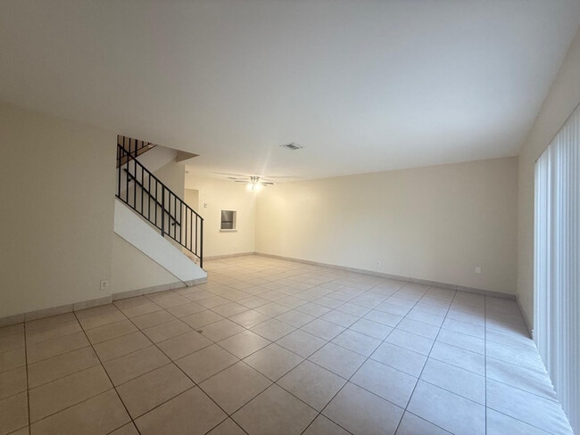 Photo - 7903 SW 9th St