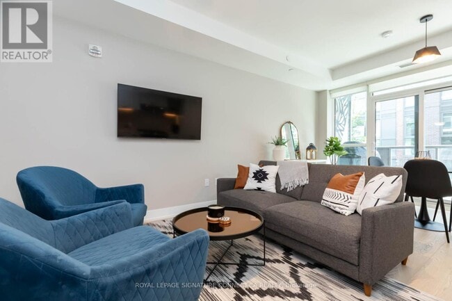 Photo - 1331 Queen St E Unité 207