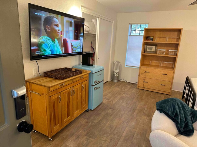 Photo - 1010 Cll De La Temporada