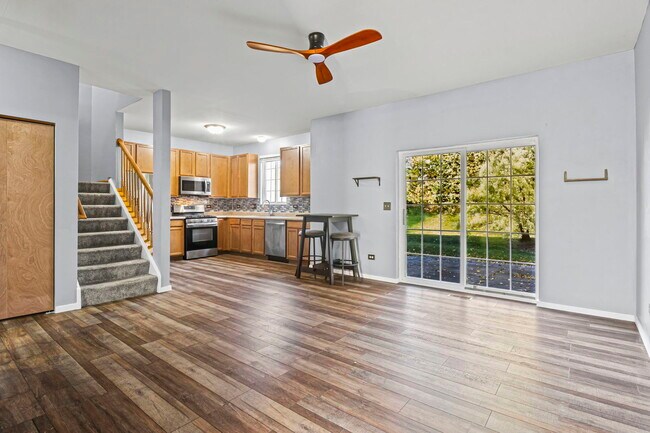 Photo - 1119 Clover Dr