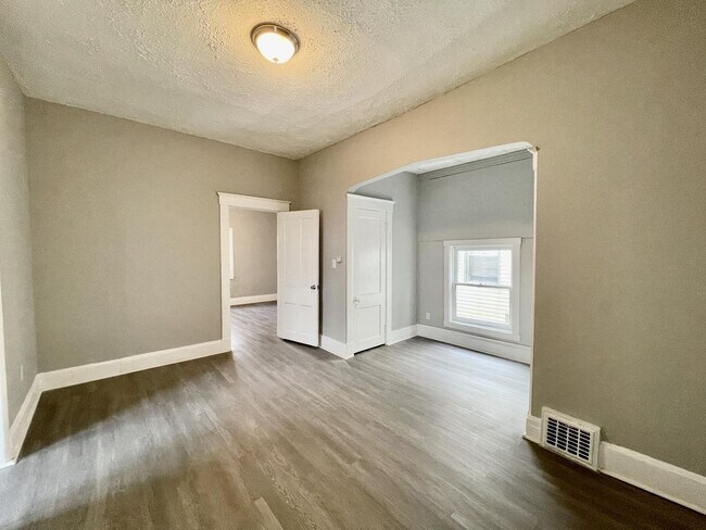 Photo - 609 McKinney Ave Unit 609 McKinney Ave  3