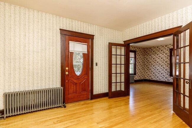 112 Greenwood St Unit 1