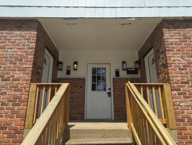 2015 Duncan Ave Unit A