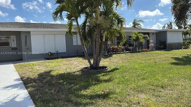 Photo - 775 North Dr