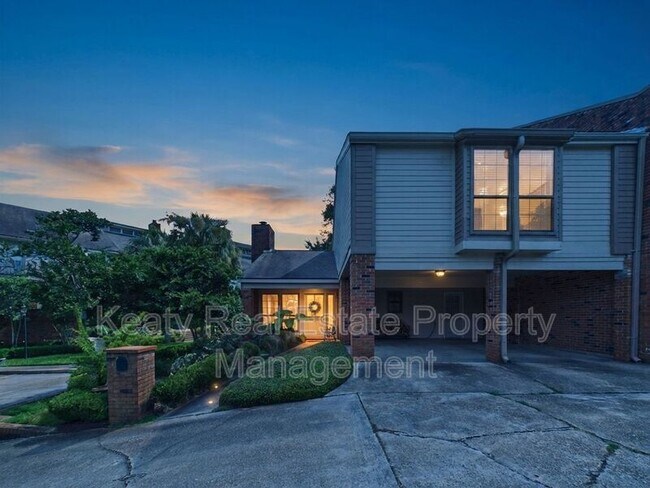 Photo - 604 Briargate Cir