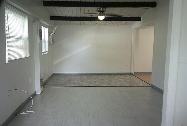 Photo - 1060 65th St S