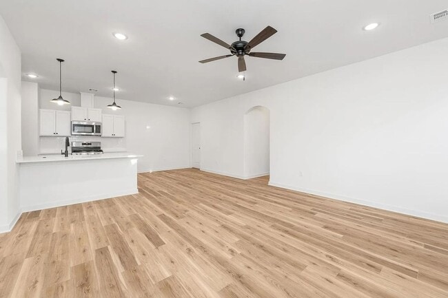 Photo - 2133 W Elk Rdg Ave