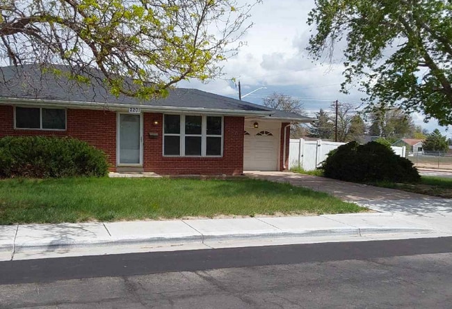 Building Photo - 2201 12th St