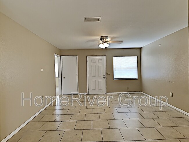 Building Photo - 123 Melanie Ln Rental