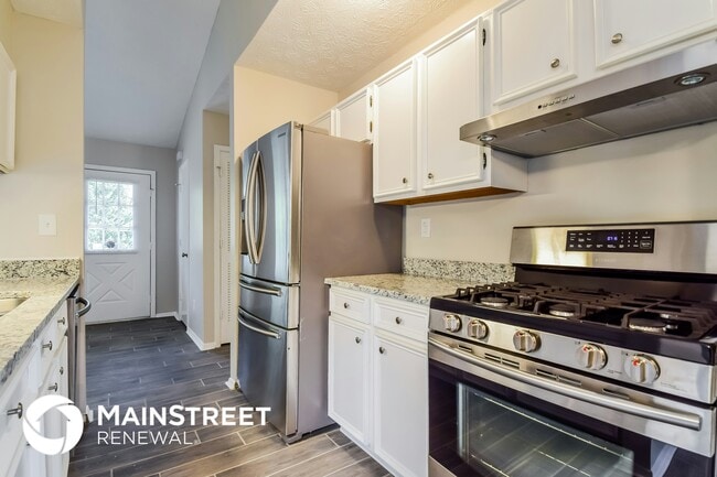 Photo - 2156 Newbury Rd