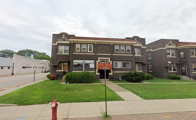 505 Cass St