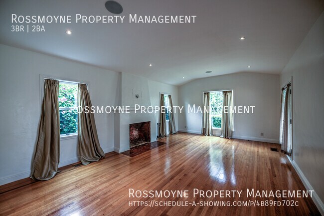 Photo - 10856 Wellworth Ave House