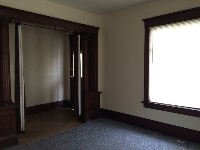 Photo - 1406 W 3rd St
