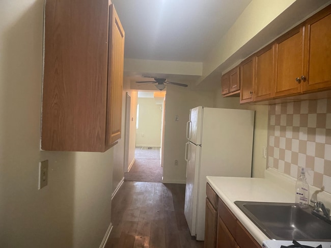 Photo - 6006 Clay St NE