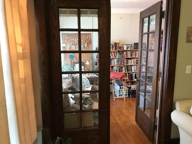 Photo - 709-711 Hawthorne NE Unidad 711 Hawthorne NE