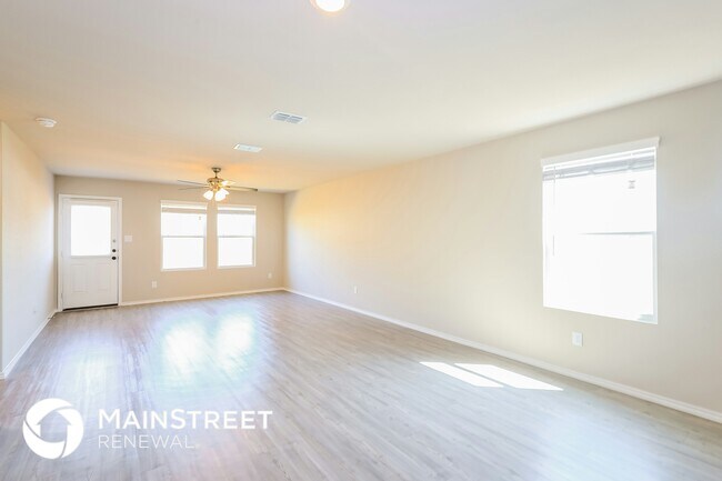 Photo - 8511 Bunting Pl