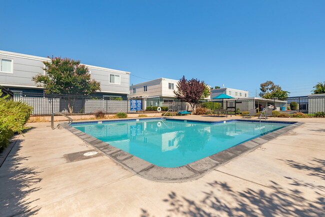 Building Photo - The Pointe at Cupertino Rental