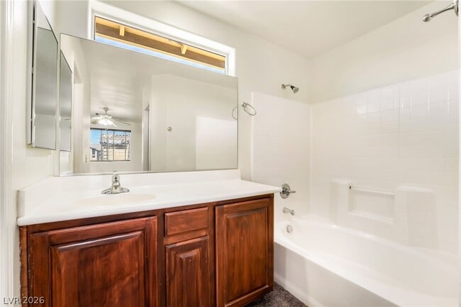 Building Photo - 7858 Windhamridge Dr
