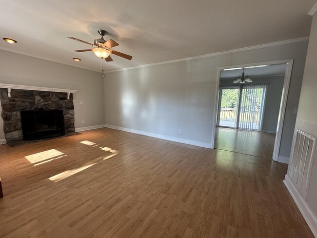 145 Stoney Hill Ln