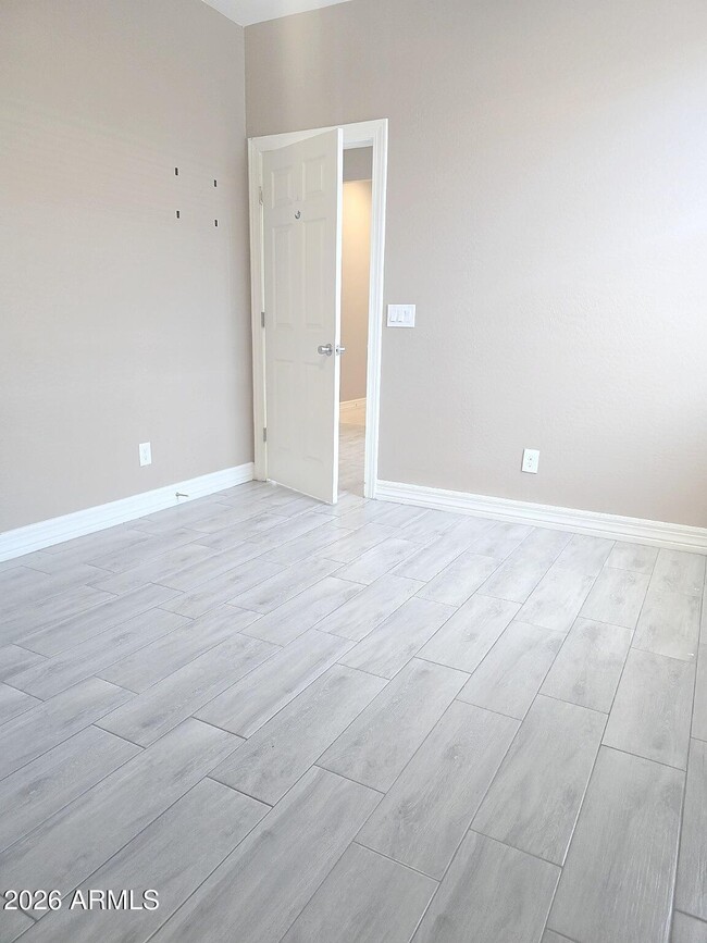 Photo - 16792 W Gwen St.