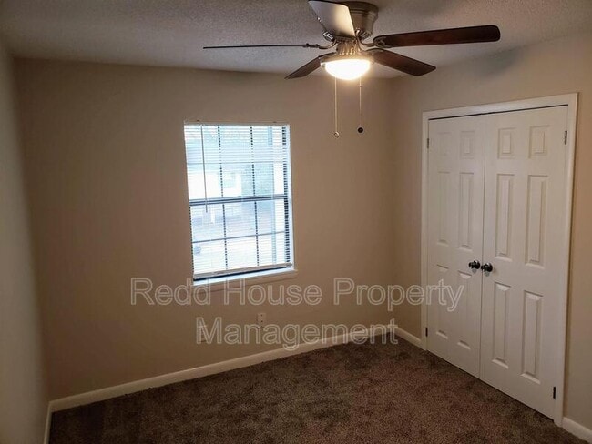 Photo - 101 Gunter Ln Unit B