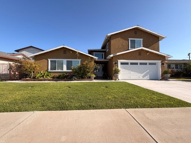 Building Photo - Unbelievable 4 Bed, 4 Bath House For Rent In Buena Park-Must See To Appreciate!