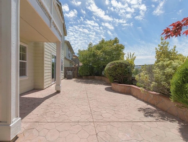 Photo - 2168 Mornington Ln