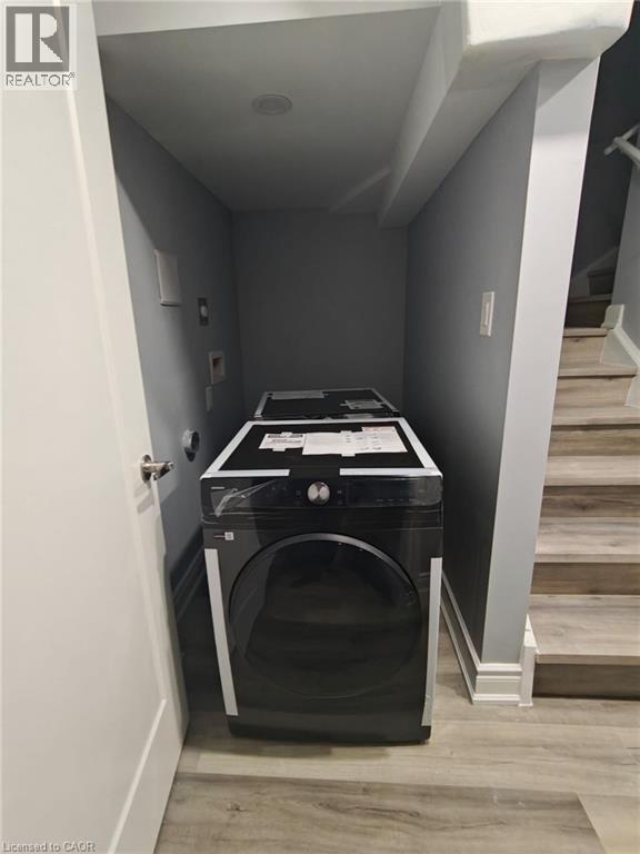 Photo - 28 Crossmore Cres