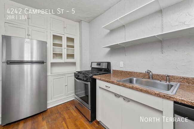 Photo - Charming 2BR in South Hyde Park – Where Hi... Unidad 5