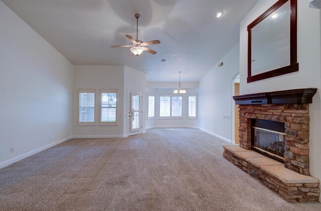 Photo - 1824 E Turnberry Ave