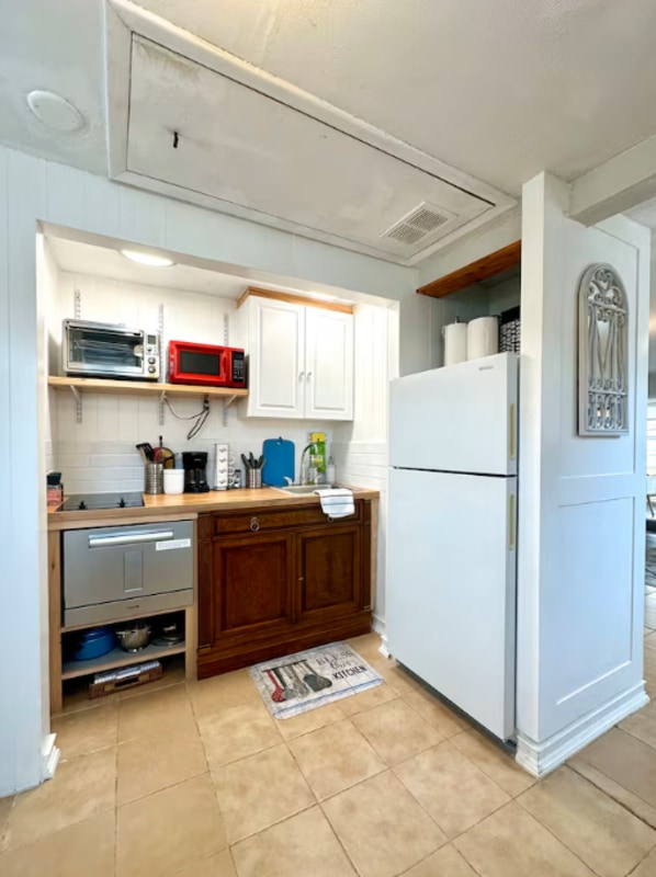 Photo - 10548 Lake Dr Unit A