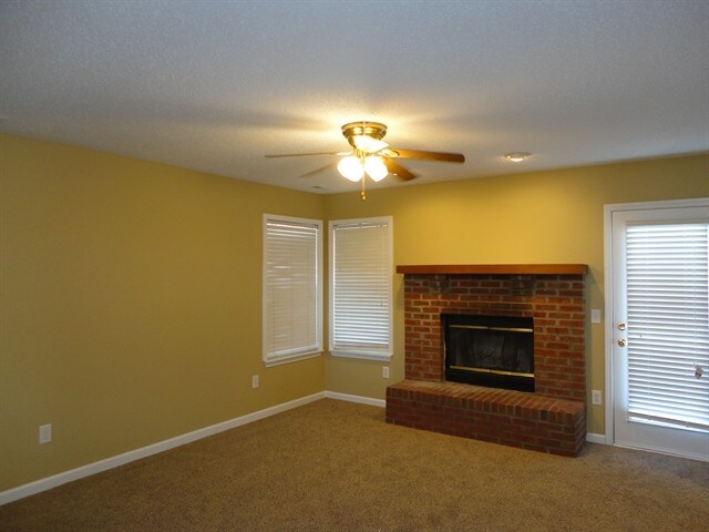 Photo - 15318 Ten Point Dr