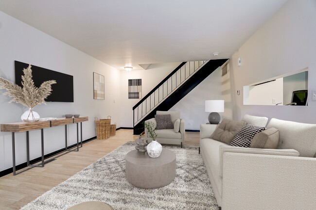 Photo - 231 Dakota Ct