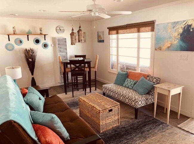 Living and Dining Space - 280 Sunset Dr Unit #2