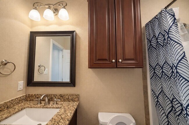 Photo - 809 S Wilson St