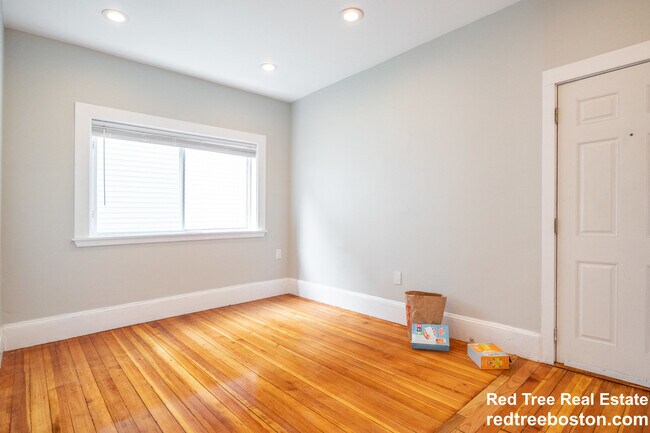 Photo - 164 Hyde Park Ave Unit 2