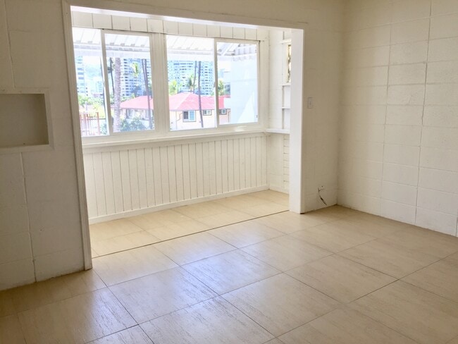Photo - 1 Bed, 1 Bath in Waikiki Unit 301