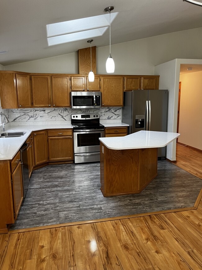 Photo - 6540 3rd Way SE