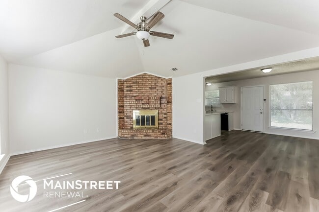 Photo - 1905 Carrington Dr