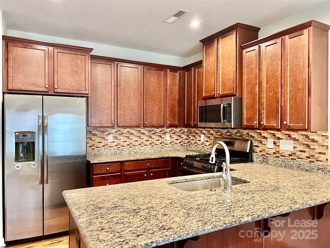 Photo - 310 Willow Wood Ct