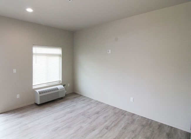 Photo - 1200 N 8th Ave Unit A303